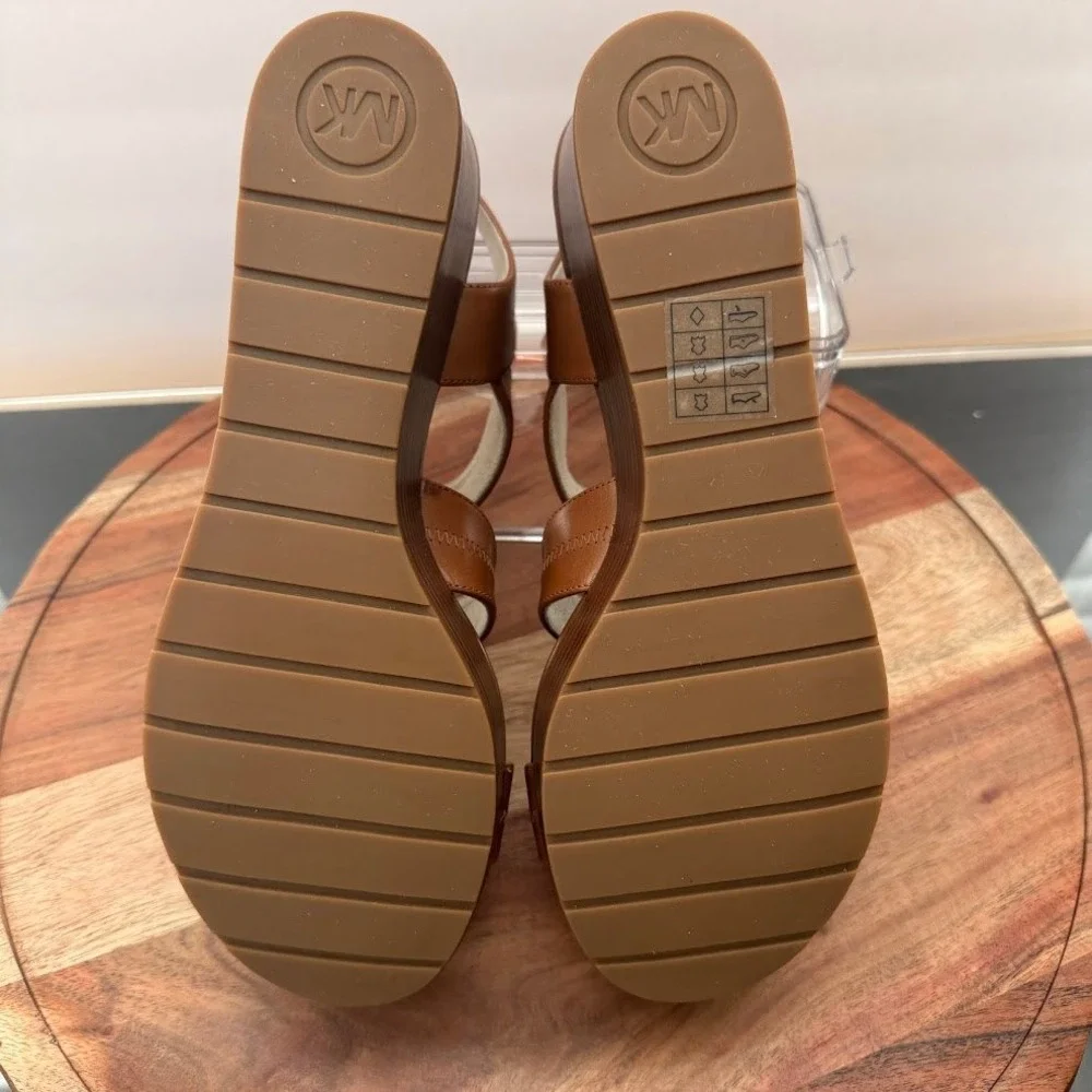Michael Kors Women Tan Leather Platform Wedge Sandals Zip Gold Hardware 10M